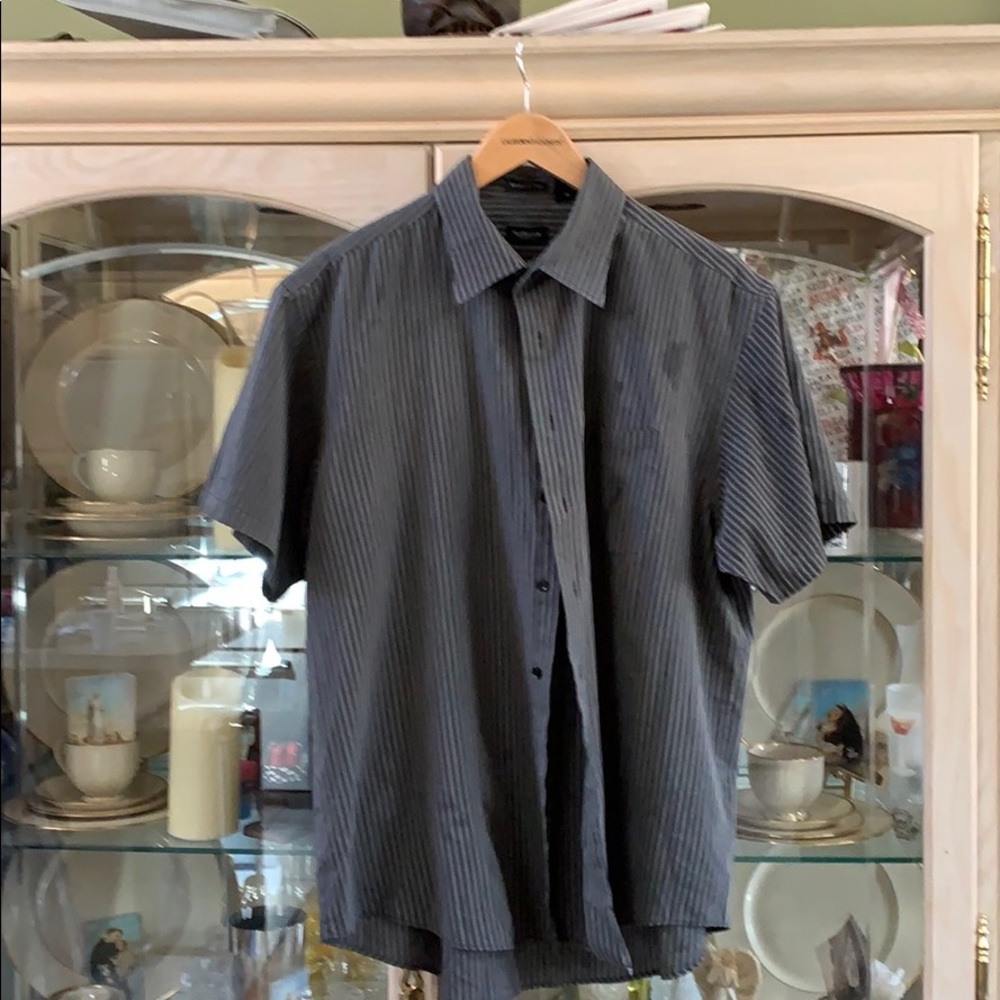 dress short sleeve shirt
